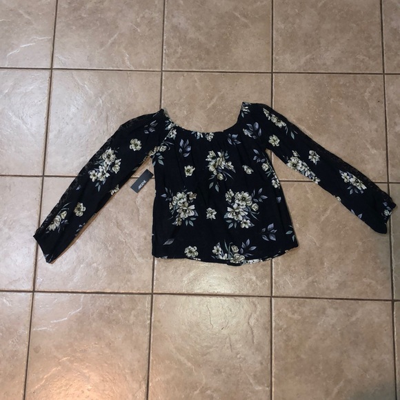 ARDENE FLORAL TOP off shoulder top - Picture 1 of 4